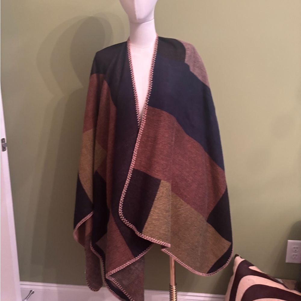 Elegant Multicolor Poncho